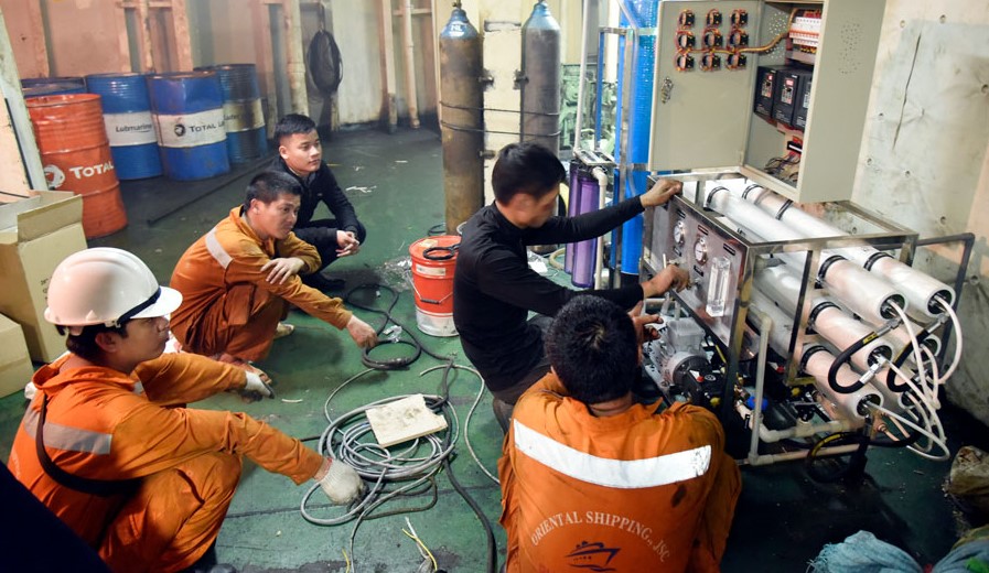 Ứng dụng màng RO công nghiệp trong hệ thống lọc nước biển